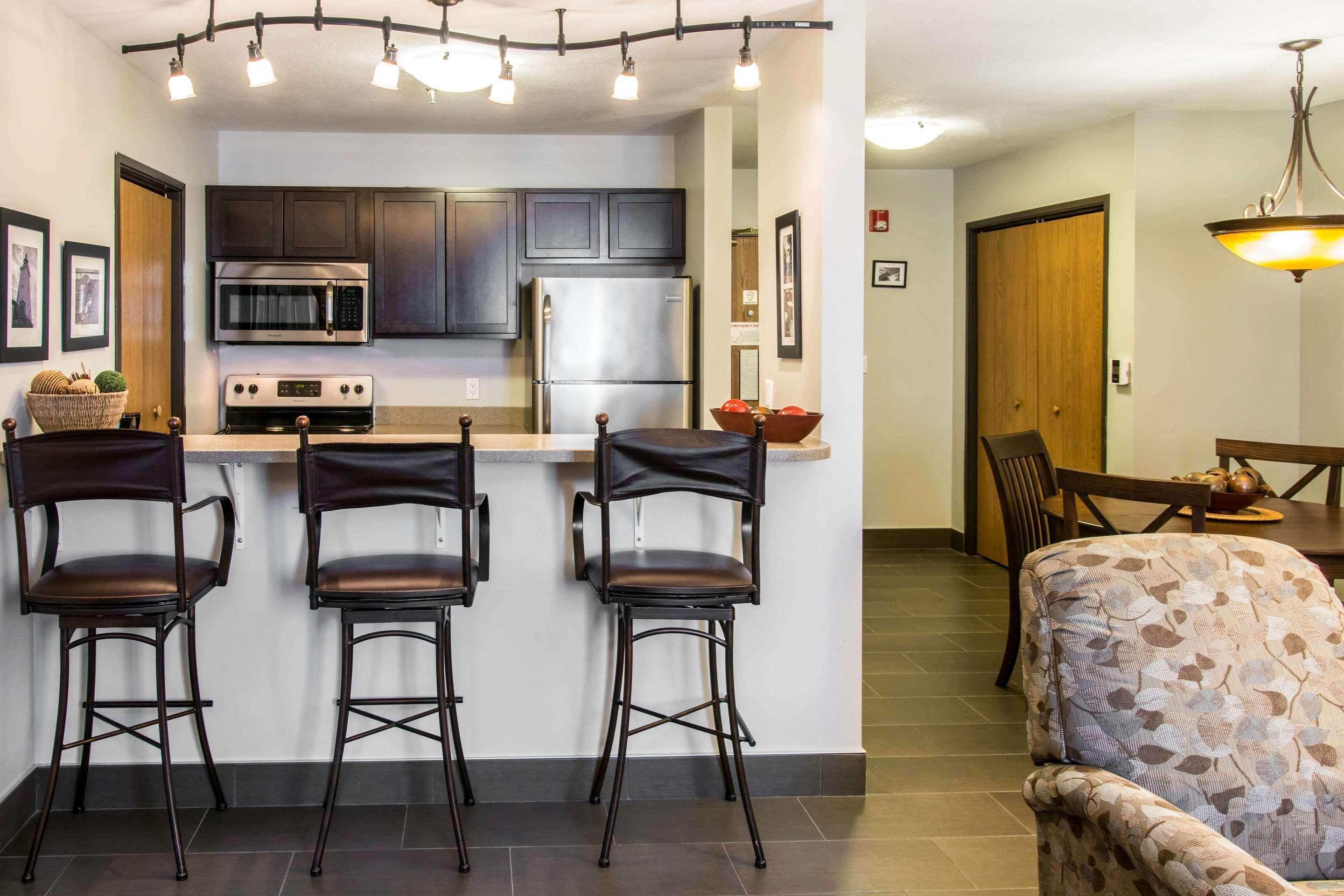 Comfort Inn Ludington Near Us-10 Екстер'єр фото