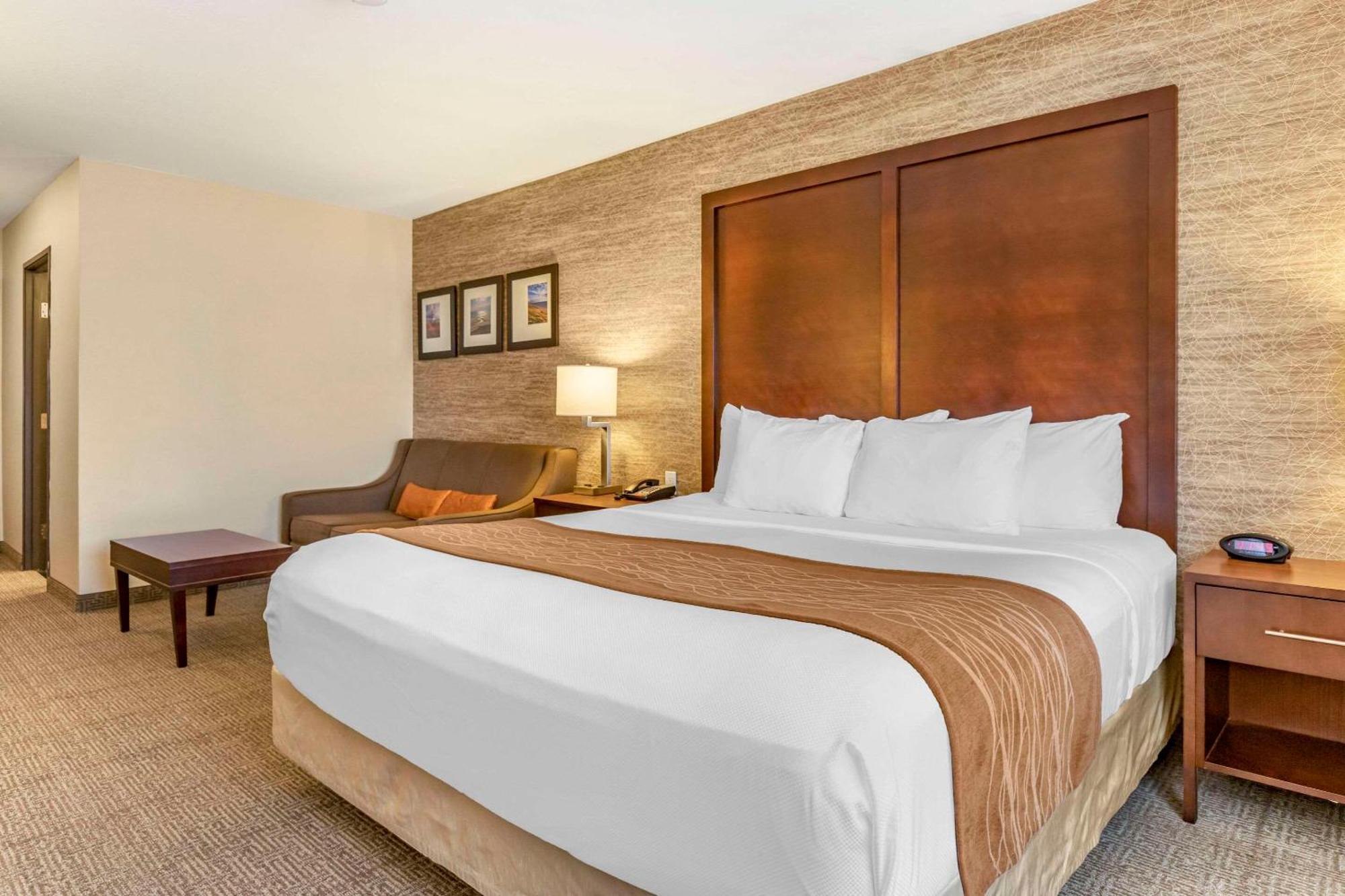 Comfort Inn Ludington Near Us-10 Екстер'єр фото