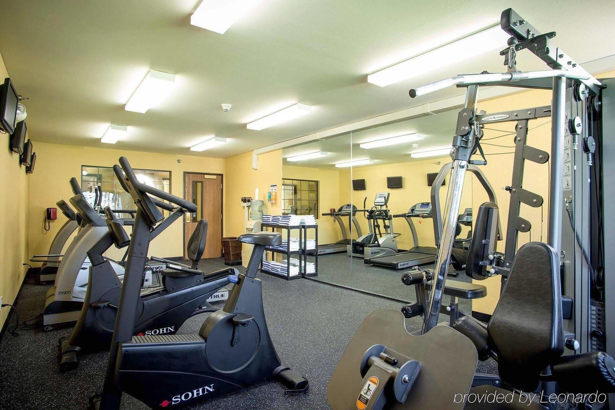 Comfort Inn Ludington Near Us-10 Екстер'єр фото